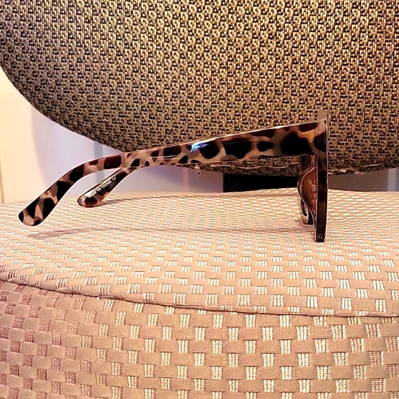NWOT Torrid Tortoise Shell Sunglasses - Picture 3 of 7